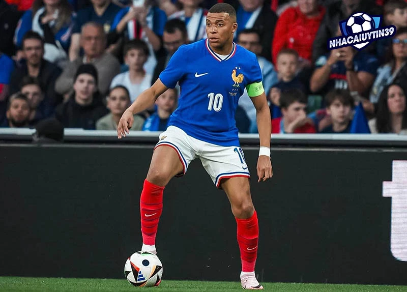 Deschamps chắc chắn về khả năng ra sân của Kylian Mbappe